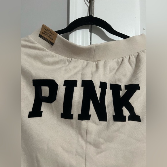 Pink REVERSIBLE
SHERPA JOGGER - Picture 3 of 5